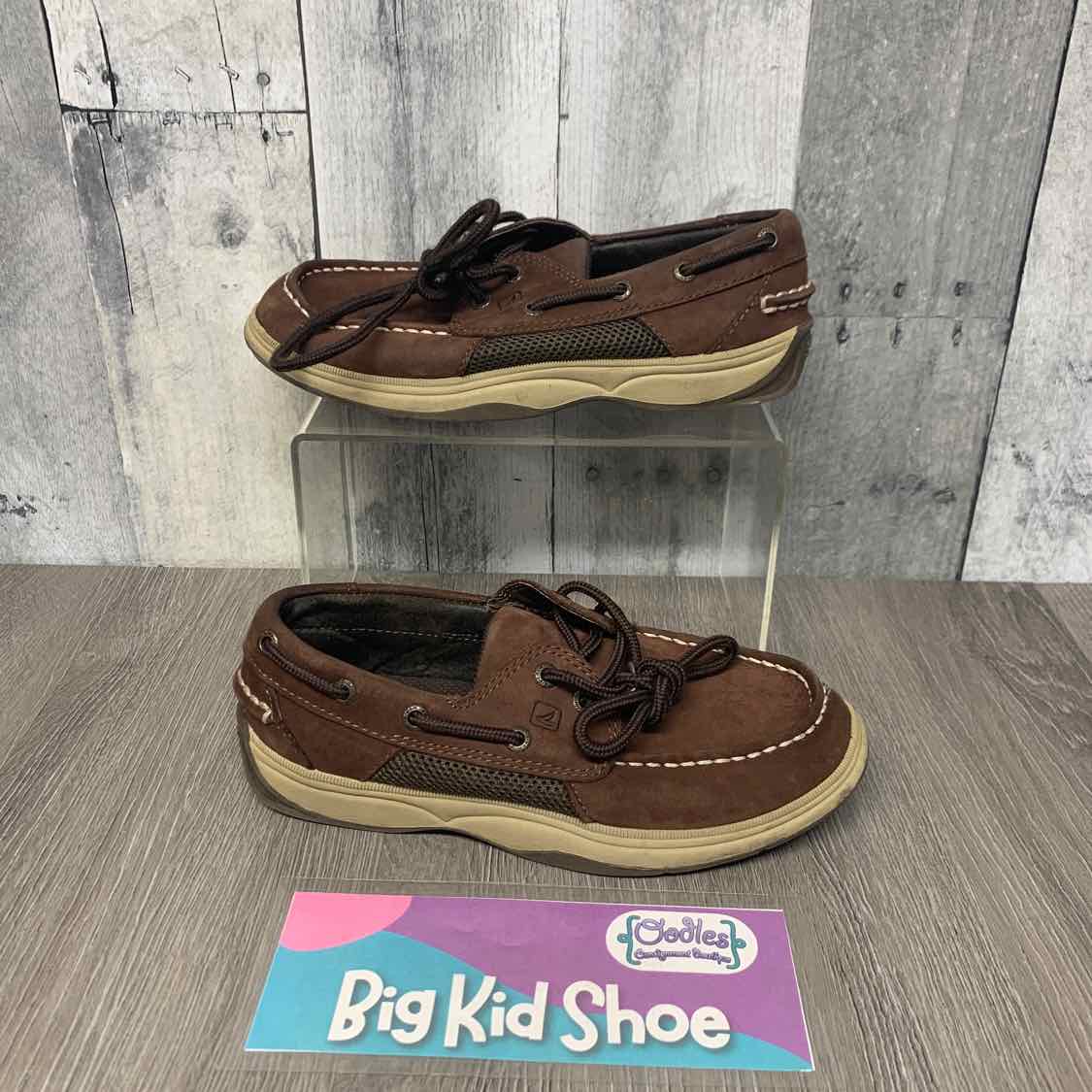 Size 1.5 Brown Sperry Loafers