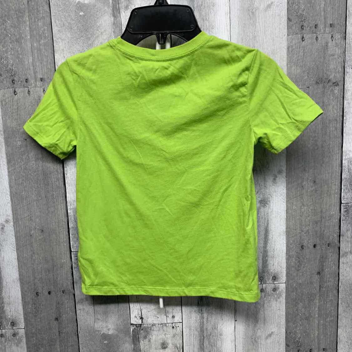Size 4/5 Green Graphic Holiday Brands T Shirt