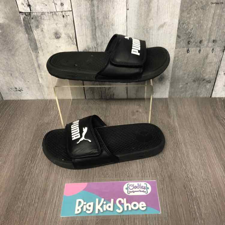 Size 3 Black/White Puma Sandals