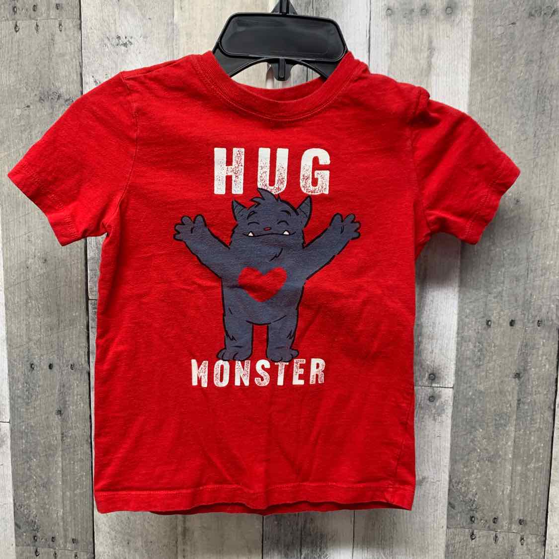 Size 5T Red Graphic Carter's T Shirt