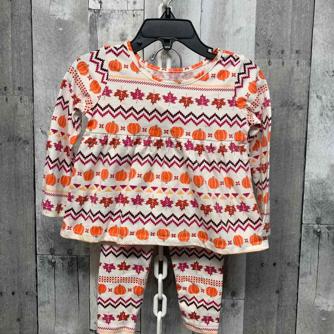 Size 12-18 Months White/Orange Children's Place Shirt/Leggings