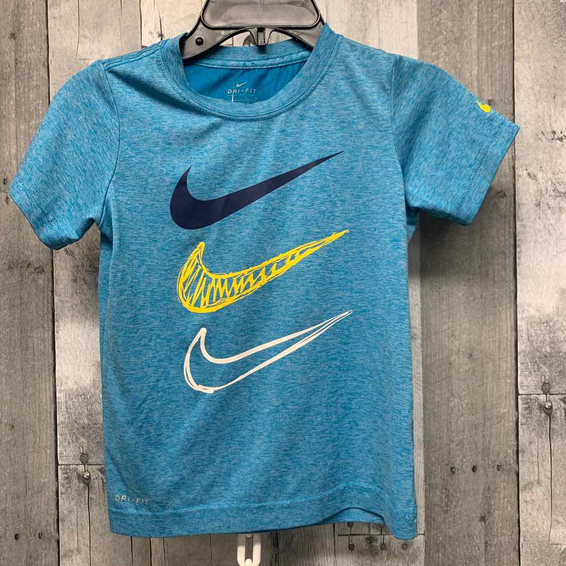 Size 7 Blue Graphic Sport Brand T Shirt
