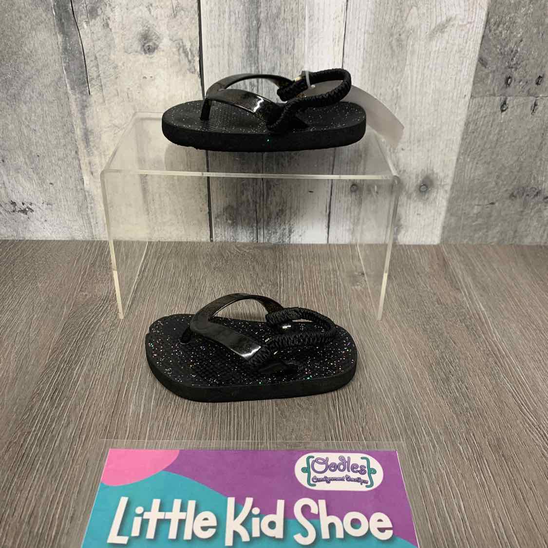 Size 4/5 Black B Brand Flip Flops