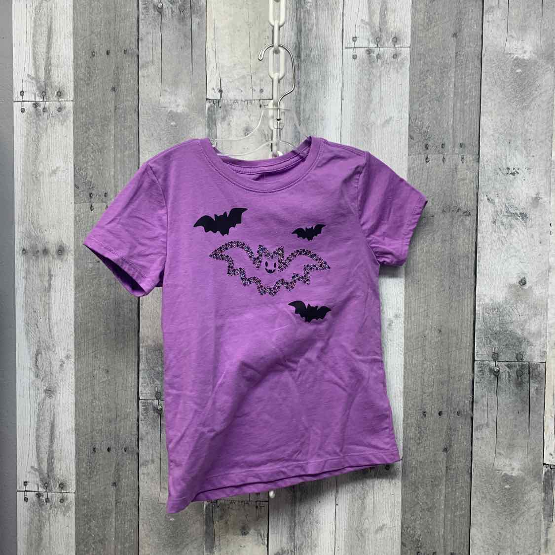 Size 7/8 Purple Graphic Holiday Brands T Shirt