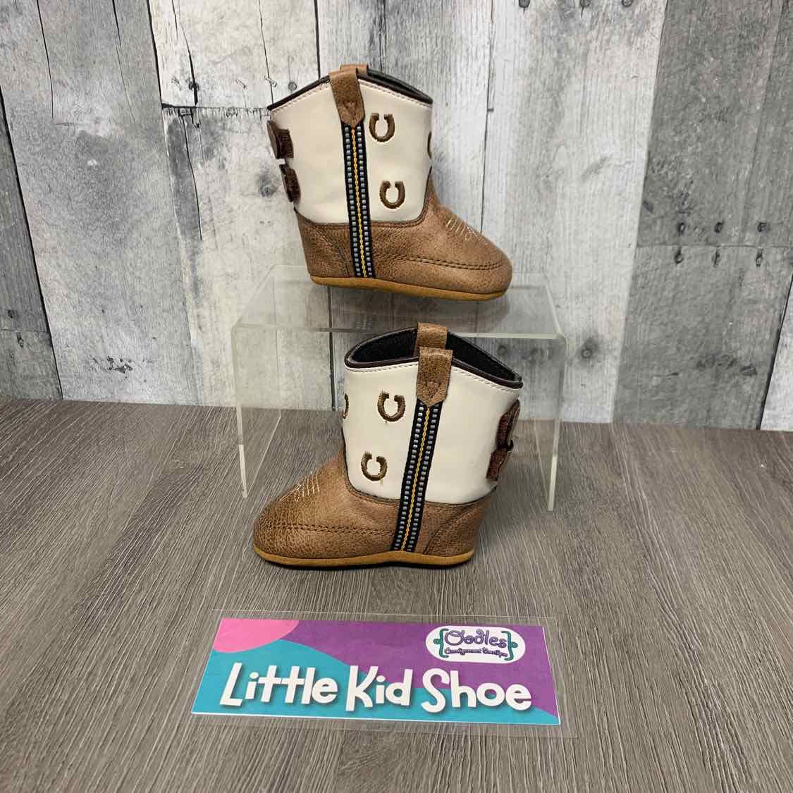 Size 3 Brown/Tan Name Brand Soft Sole Shoes