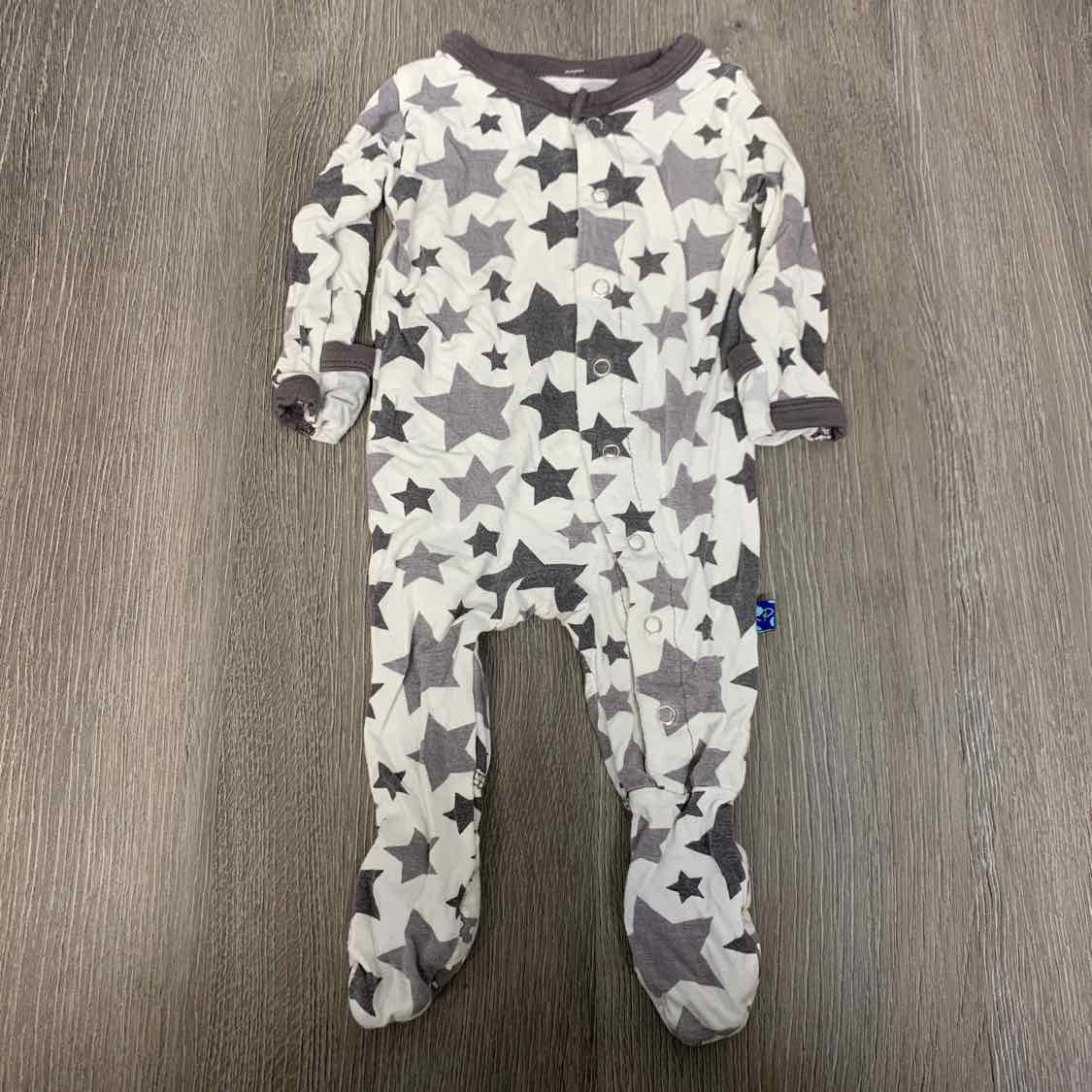 Size Preemie White/Gray Boutique Brand Footy PJs