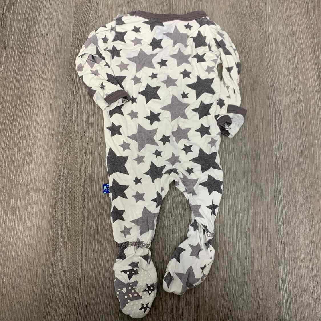 Size Preemie White/Gray Boutique Brand Footy PJs