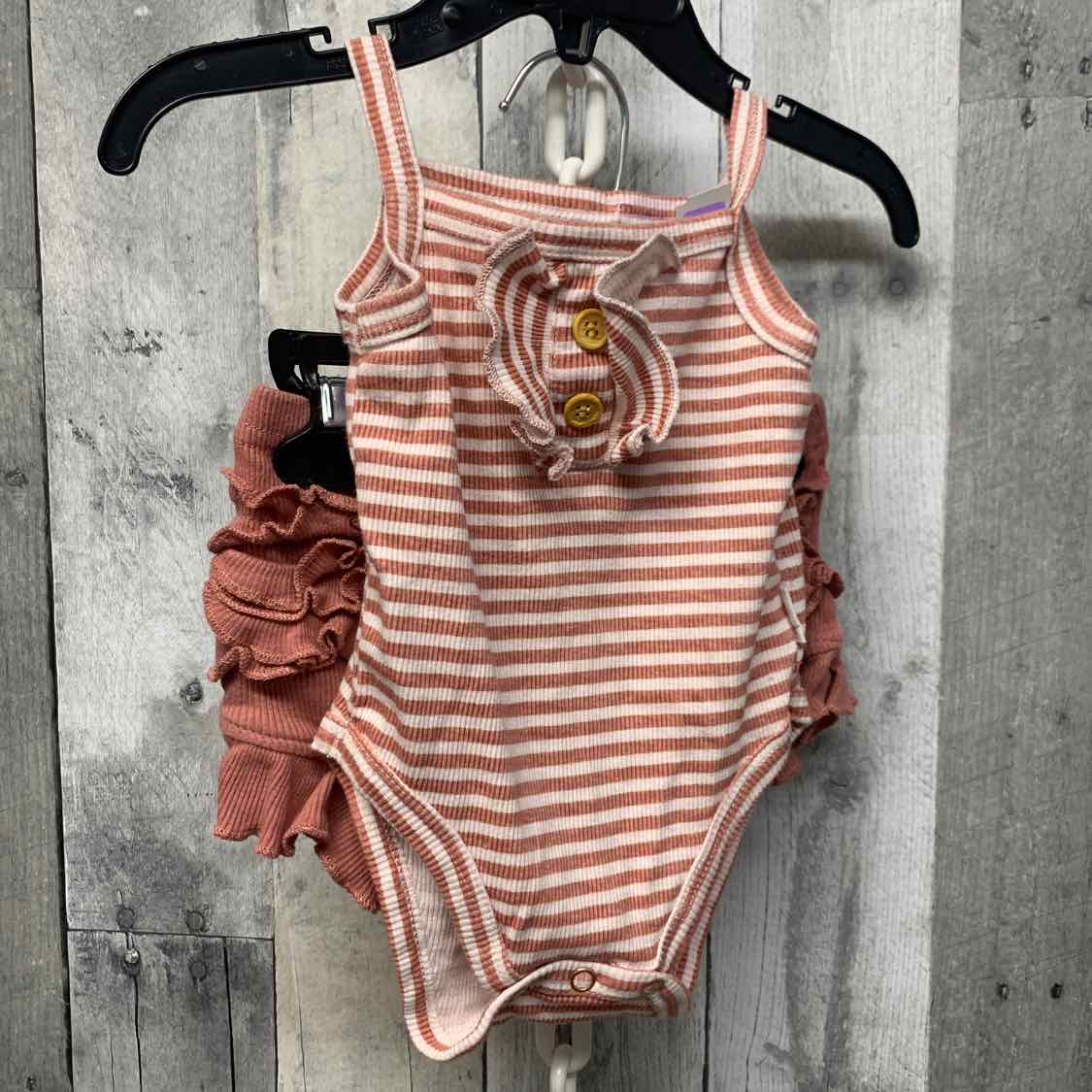 Size 6-9 Months Pink/White B Brand Shirt/Shorts