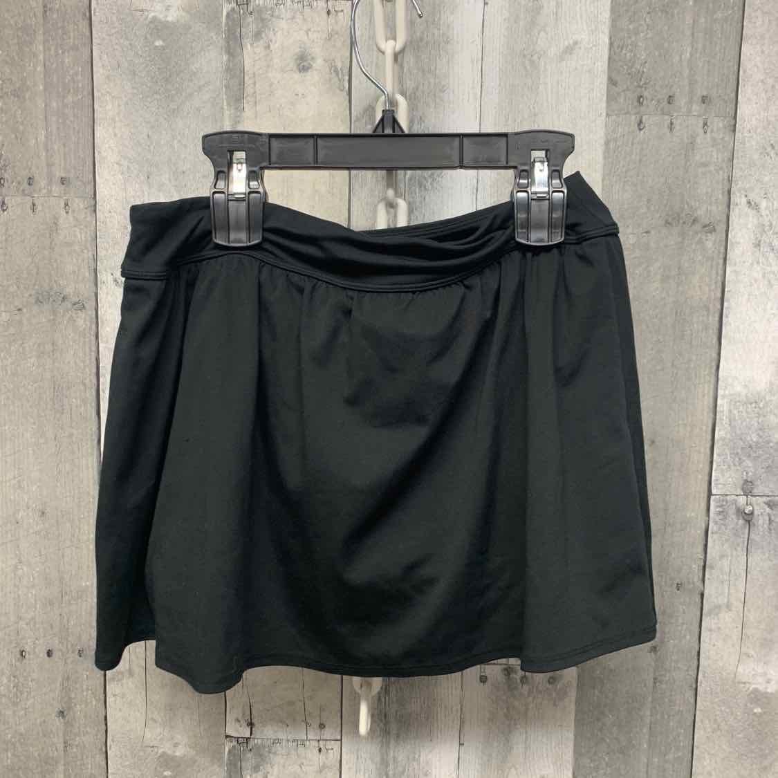Size 14/16 Black Tek Gear Skirt - Athletic