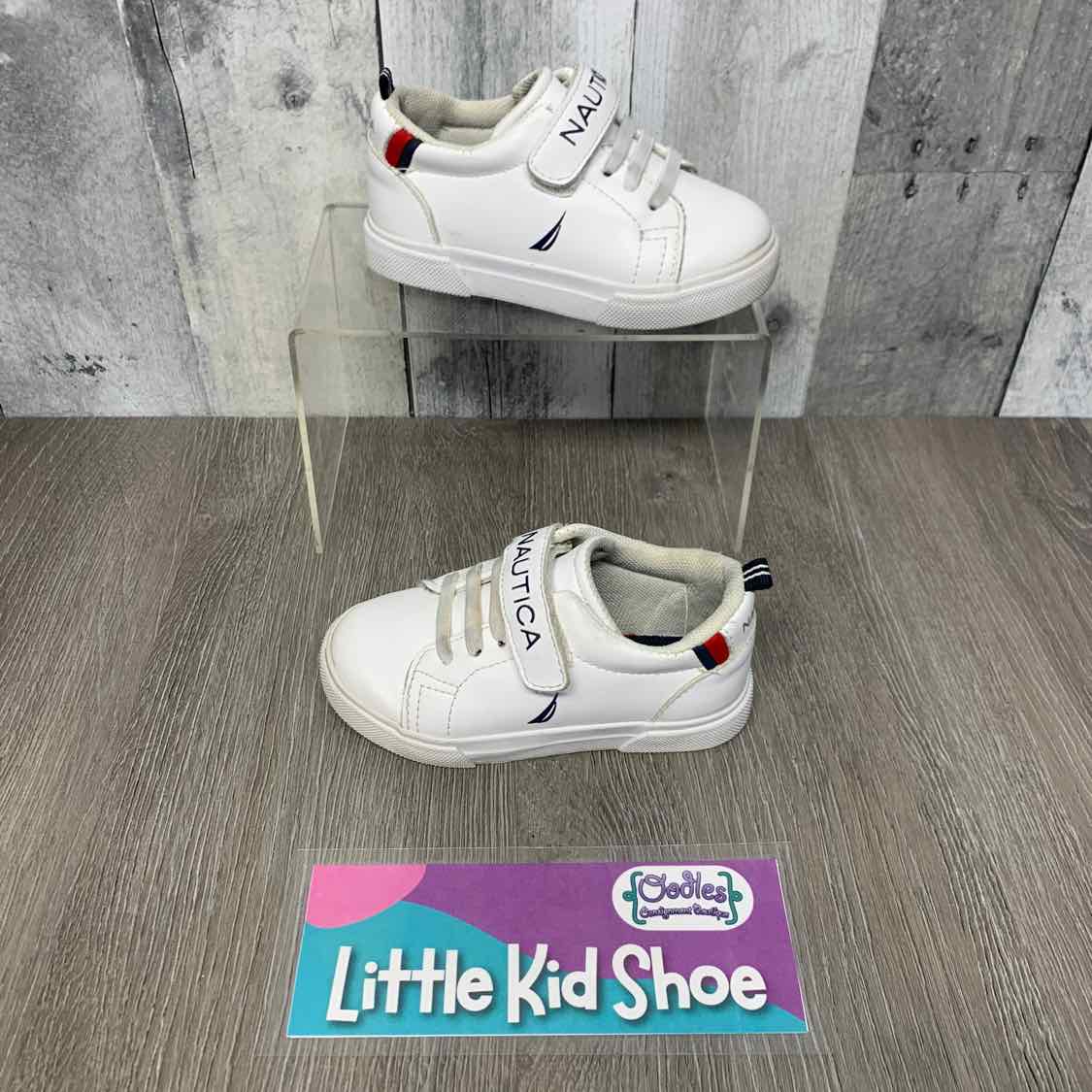 Size 7 White Nautica Sneakers