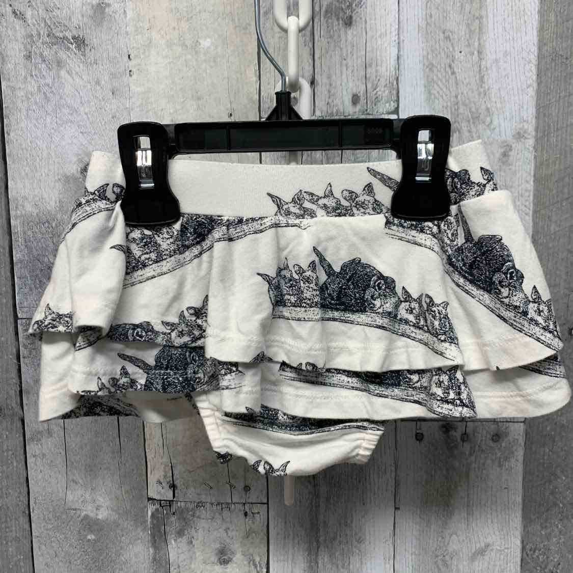 Size 2T White/Black Kate Quinn Skirt