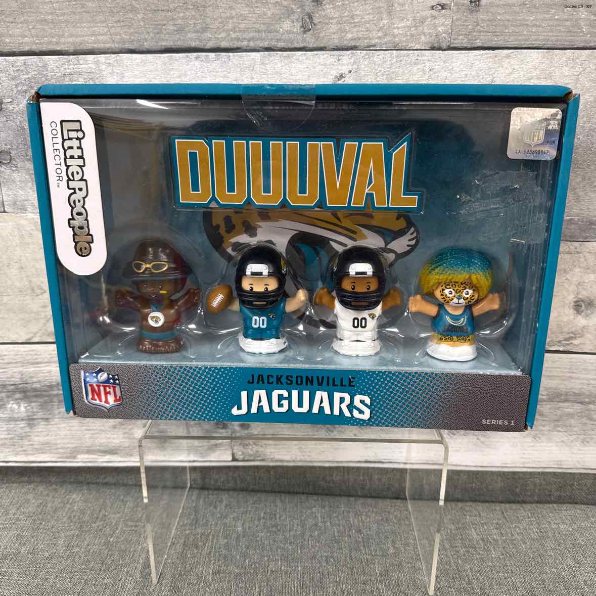 Fisher Price Teal/Gold Little People Set