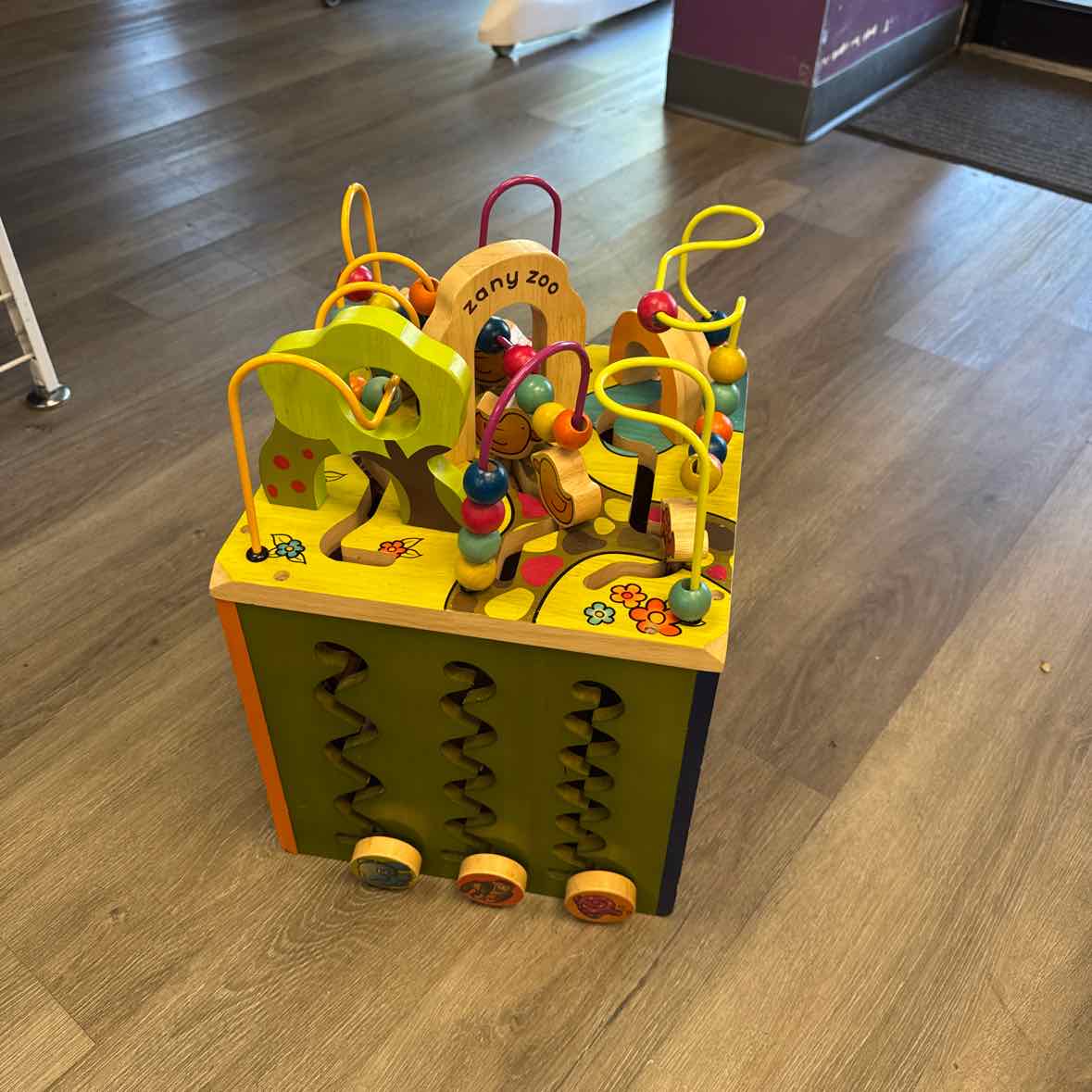 B You Green/Blue Activity Cube