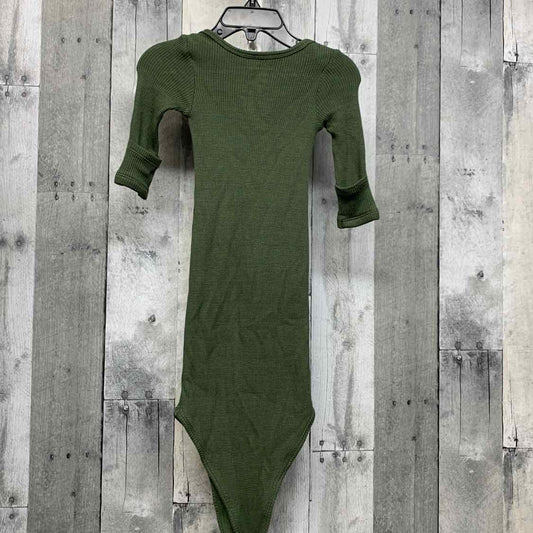 Size Newborn Green Bamboo Layette