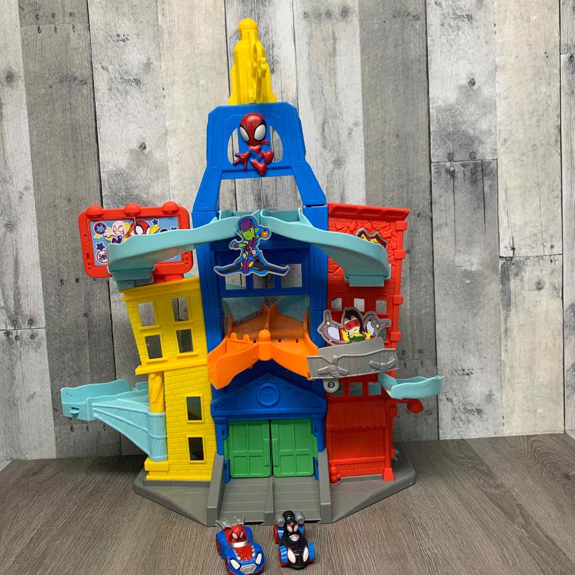 Marvel Gray/Blue Race Track