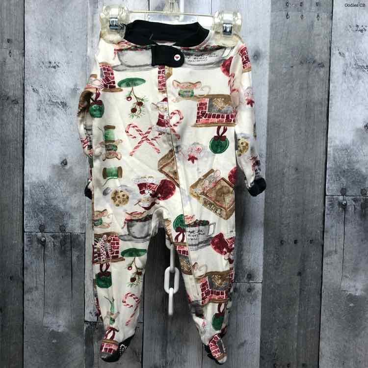 Size Newborn White/Green Burt's Bees Baby Footy PJs
