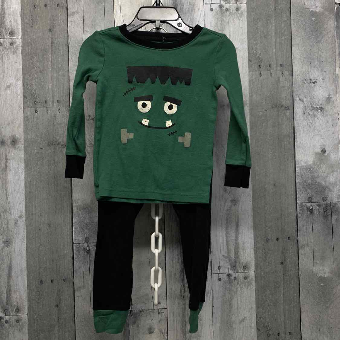 Size 2T Black/Green Old Navy 2pc PJs