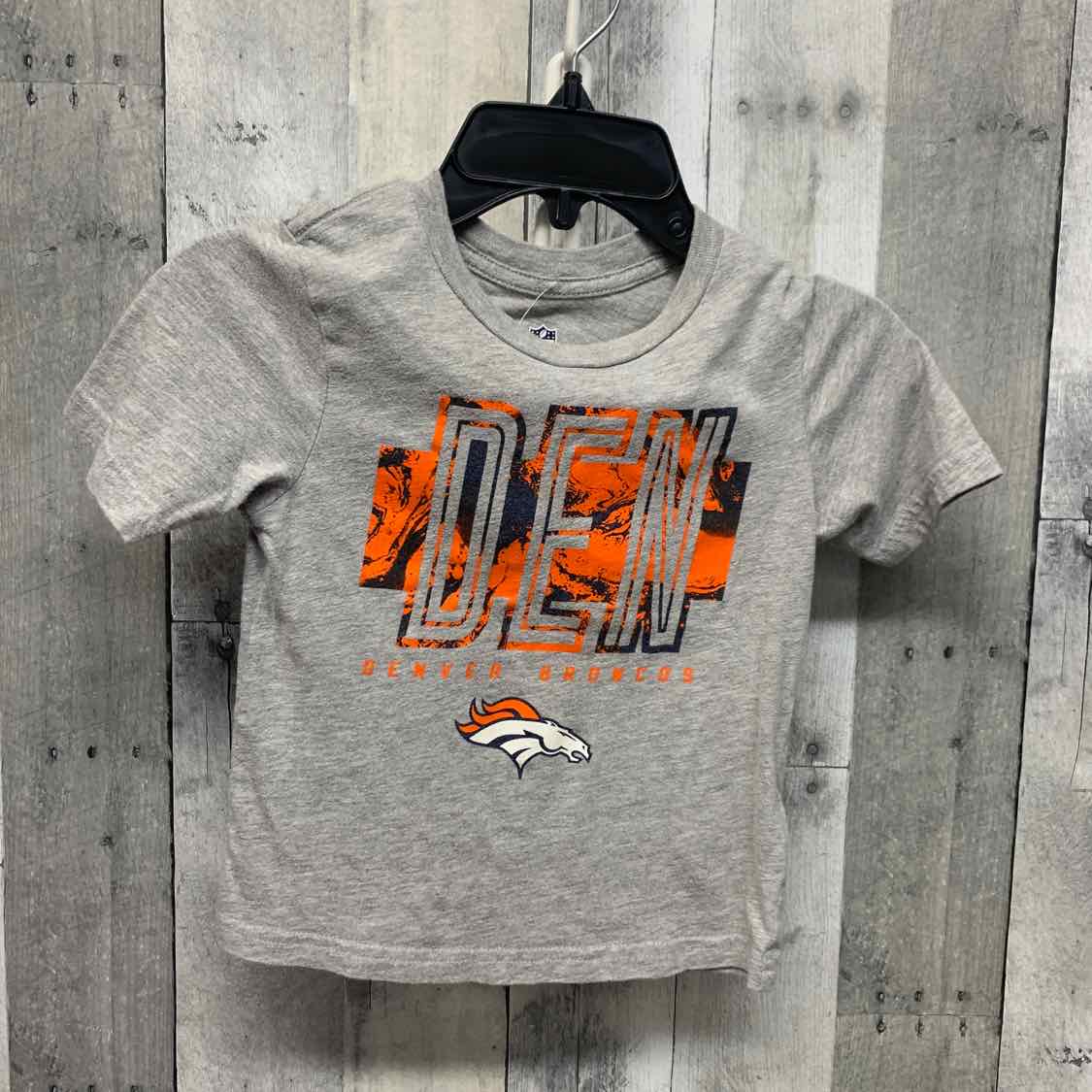 Size 4 Gray Graphic NFL T Shirt