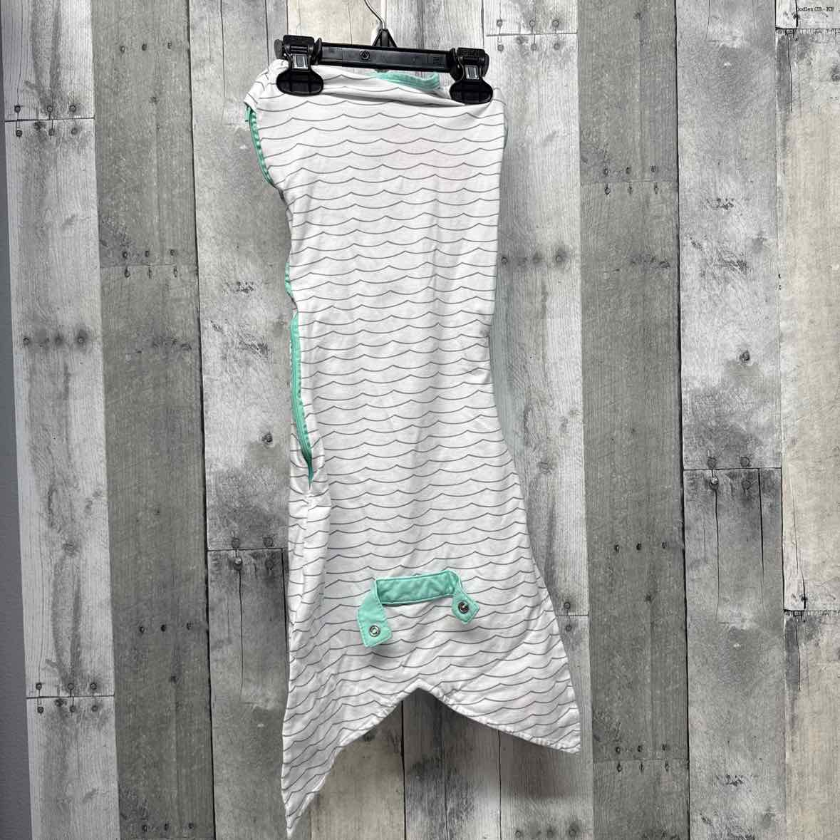 Size Small/Med White/Teal Swaddle Me Sleep Sack
