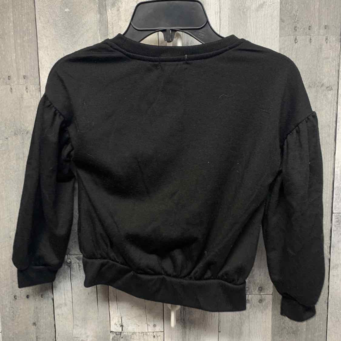 Size 7 Black Btween Sweat Shirt