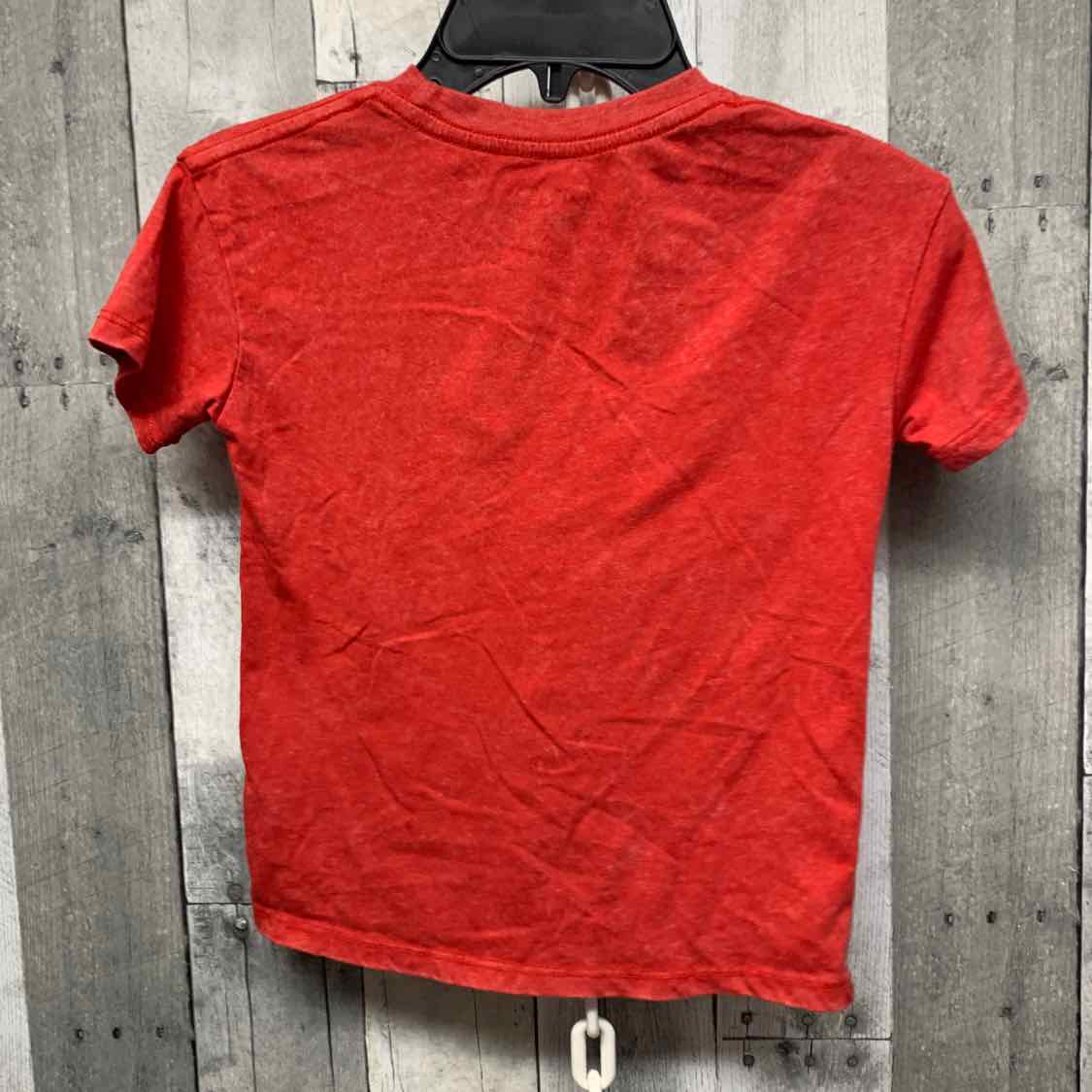 Size 5T Red Graphic Mid Brand T Shirt