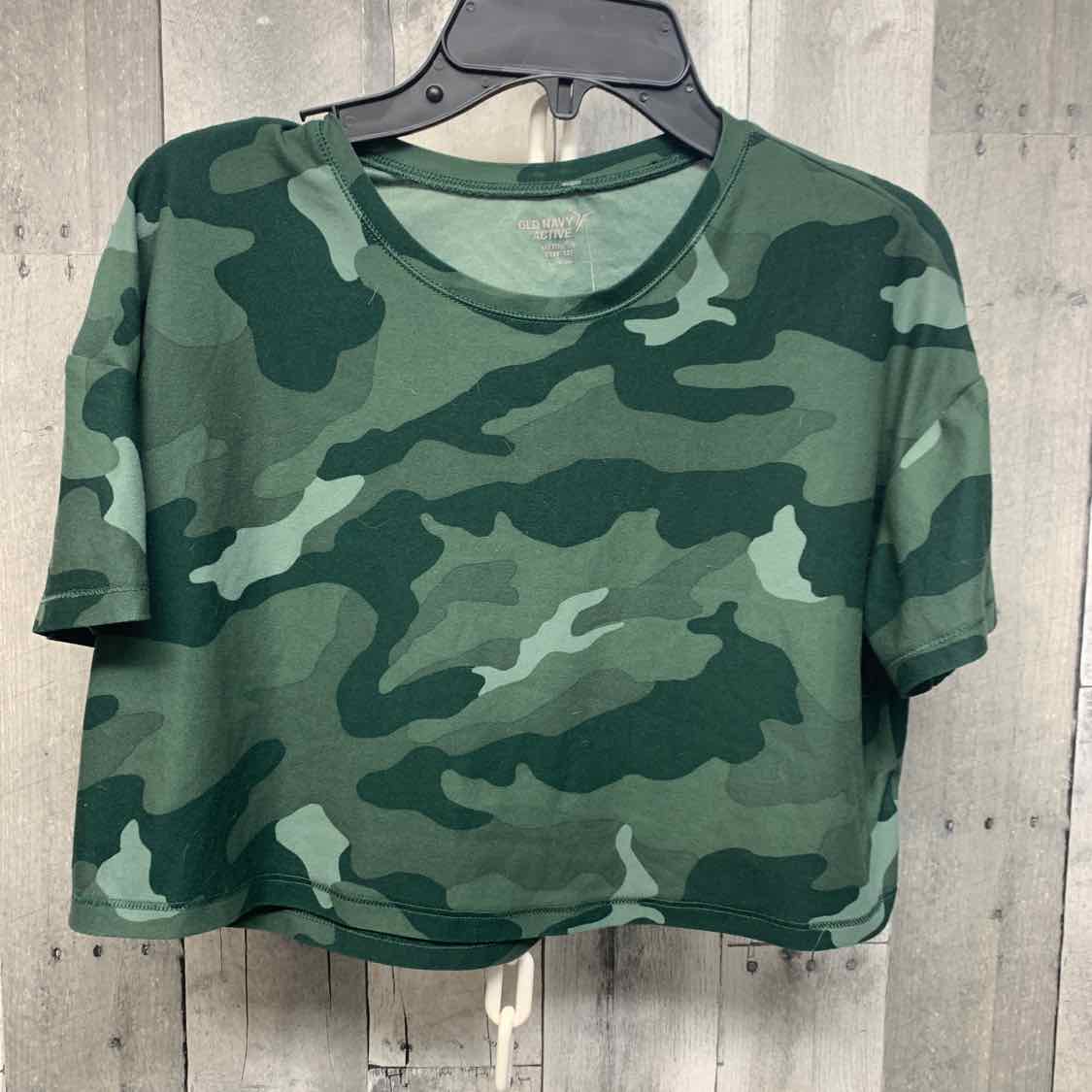 Size 10/12 Green Camo Old Navy T Shirt - OodlesCB