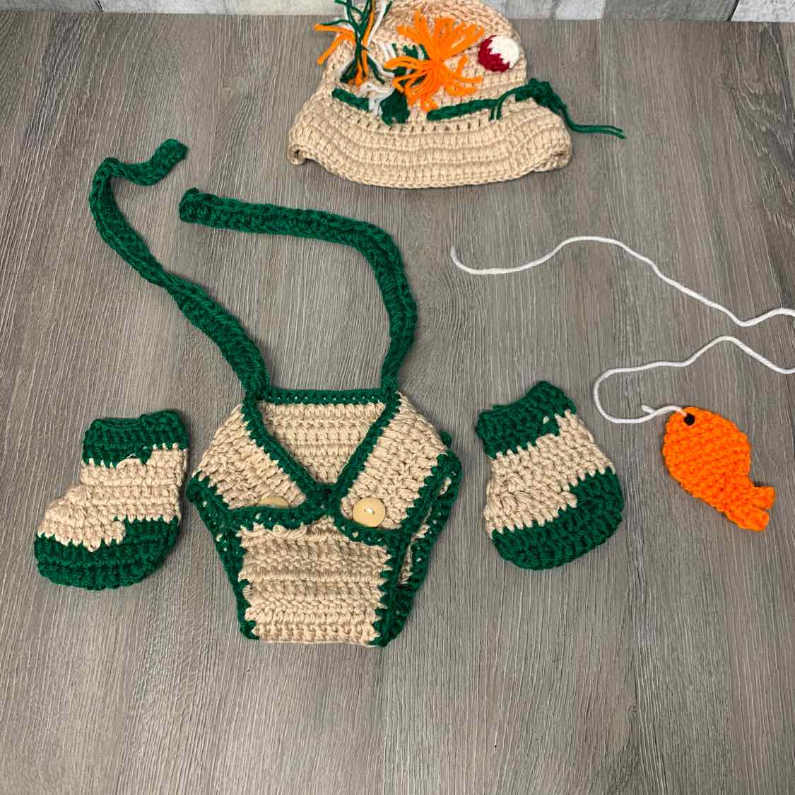 Generic Tan Photo Prop