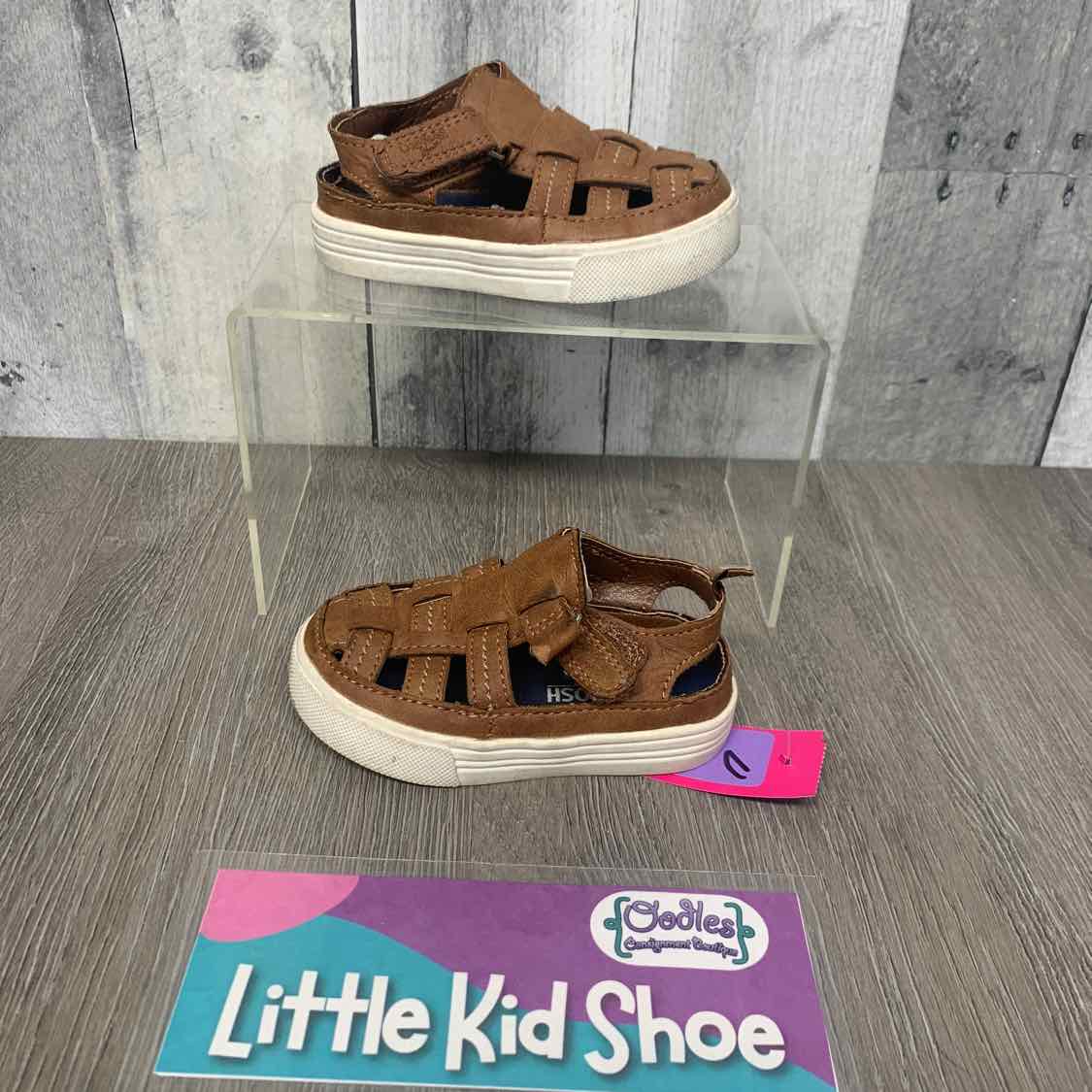 Size 4 Brown Osh Kosh Sandals