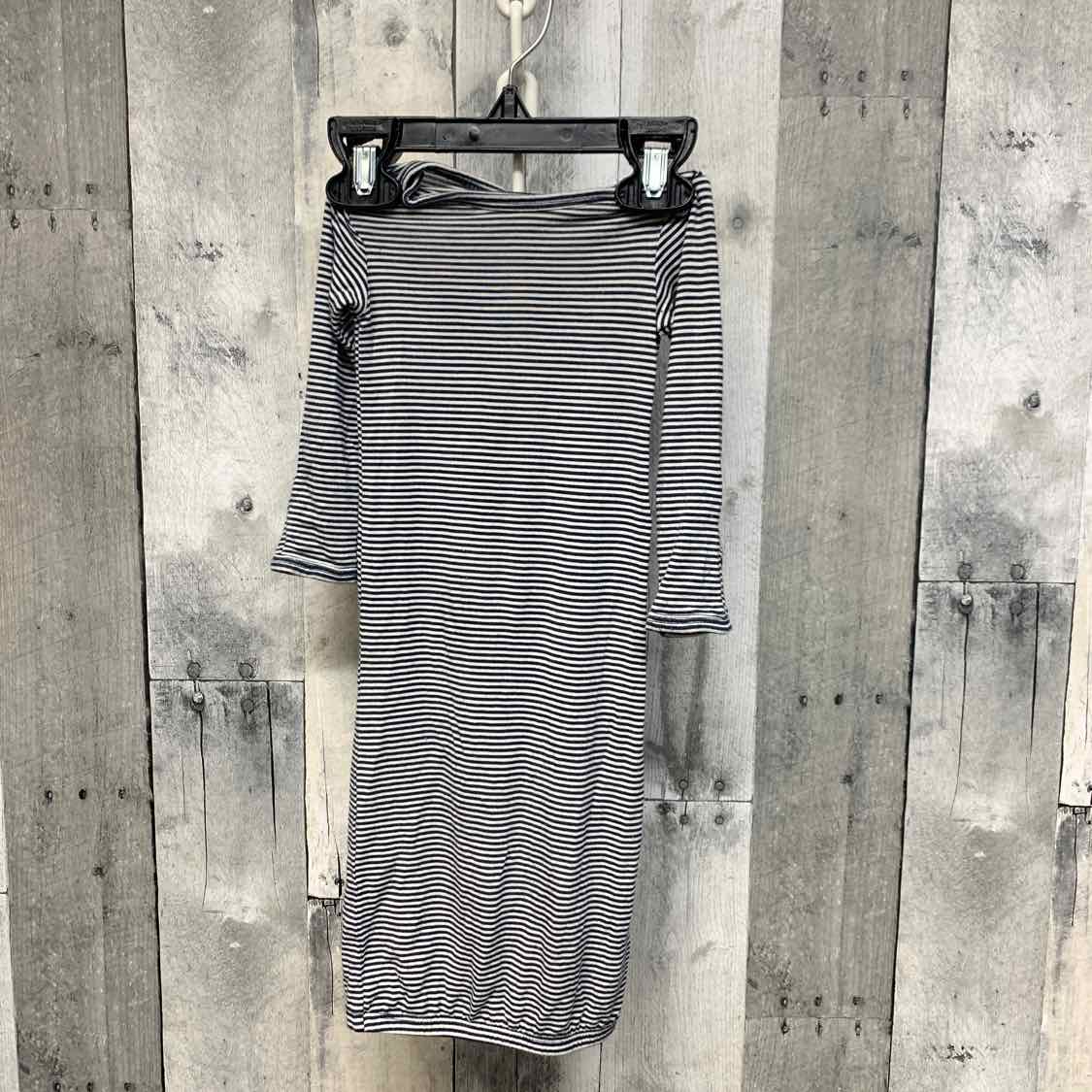 Size Newborn Navy Striped Carter's Layette