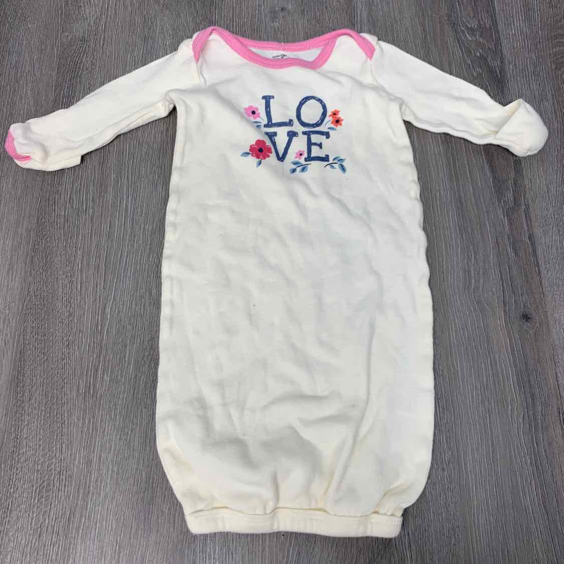 Size Preemie White/Pink B Brand Layette