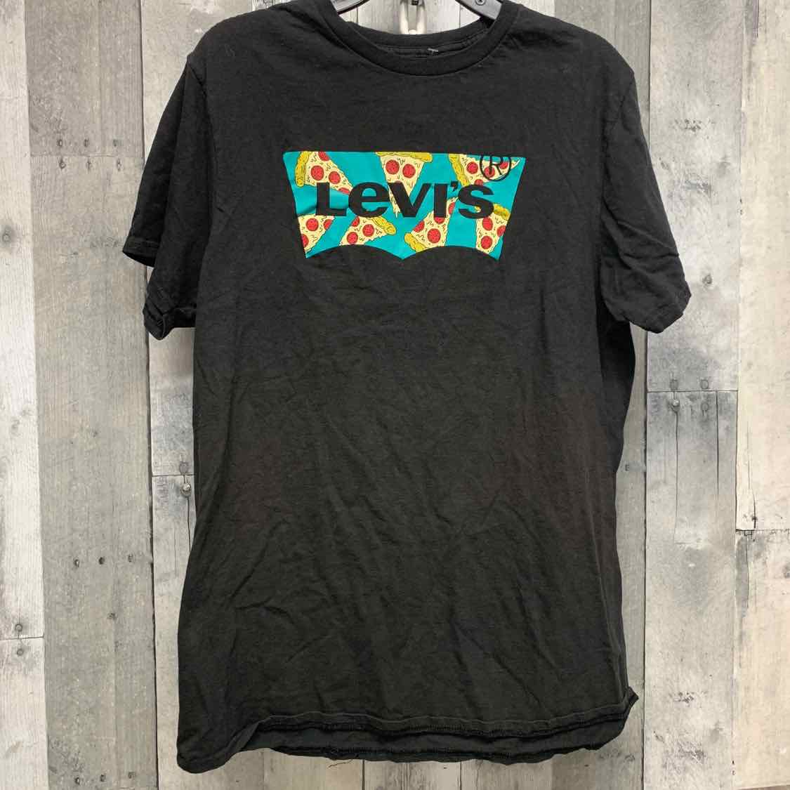 Size Medium Black Levi T Shirt
