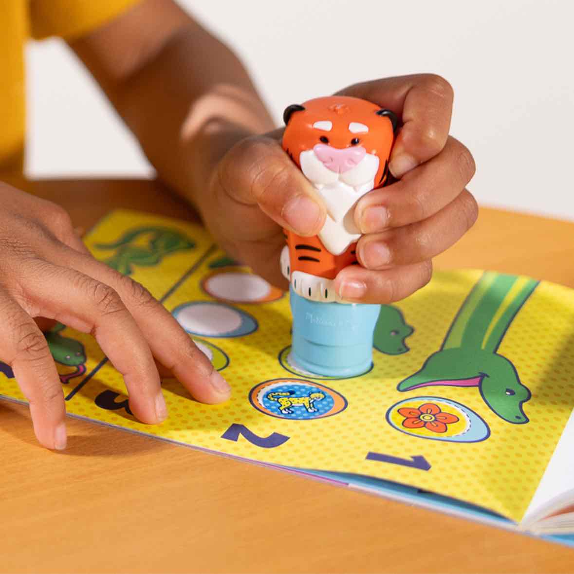 Melissa & Doug Sticker WOW! Tiger