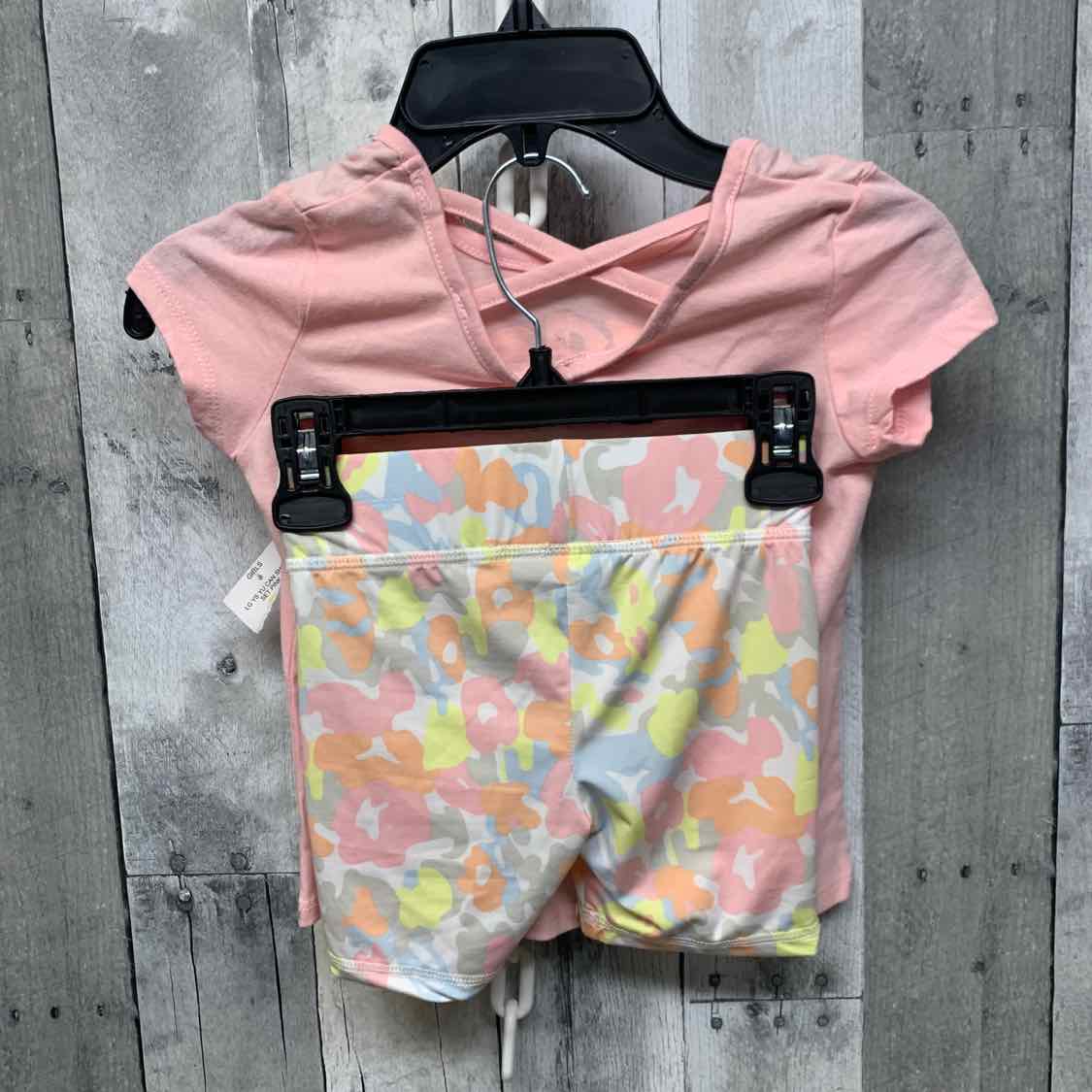 Size 4 Pink/White Mid Brand Shirt/Shorts