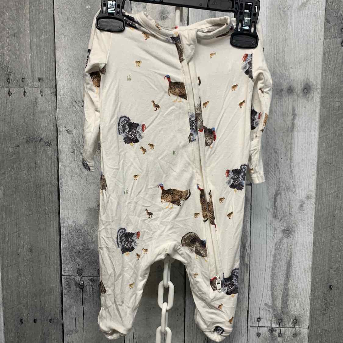 Size Newborn White Print Bamboo Footy PJs