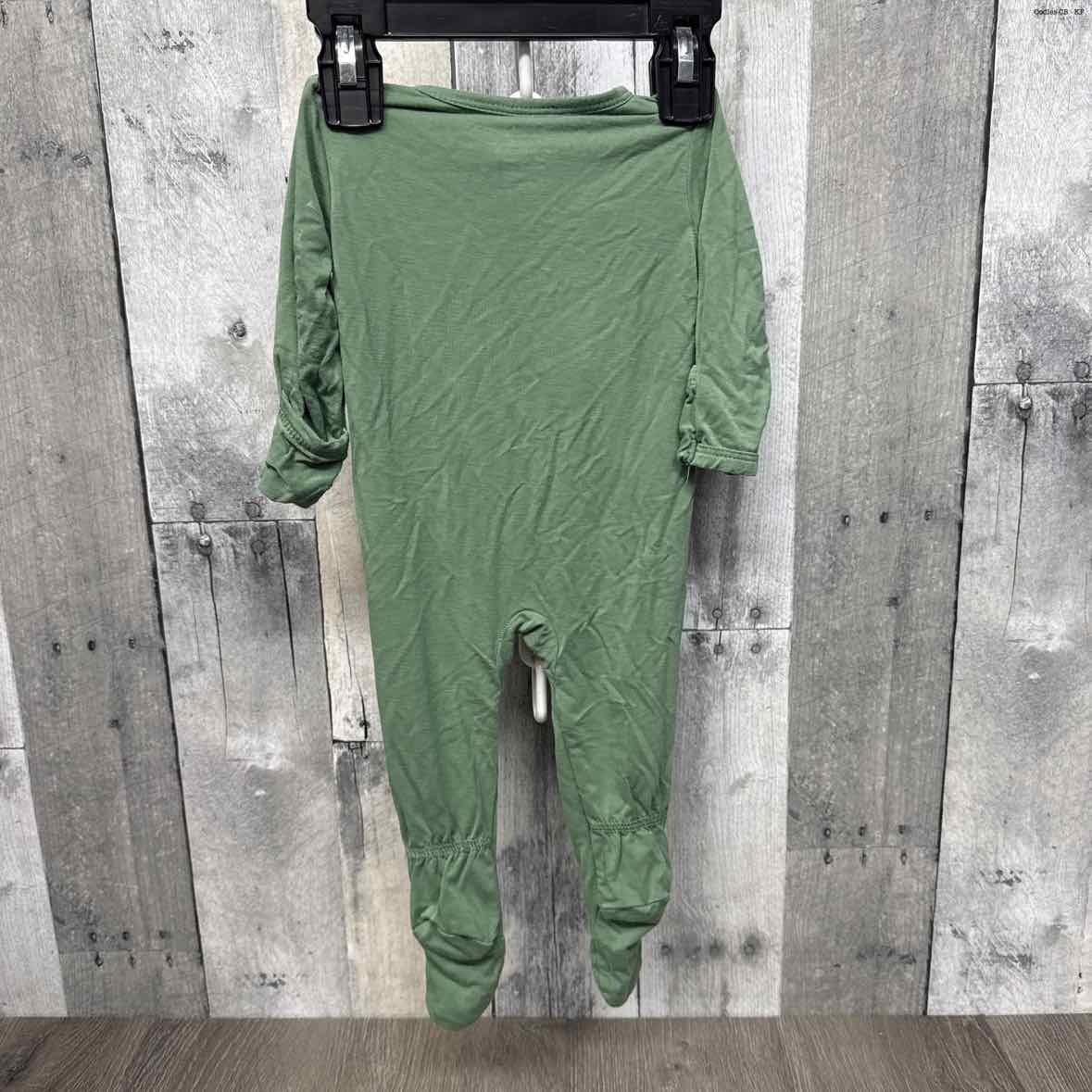 Size 0-3 Months Green Bamboo Footy PJs