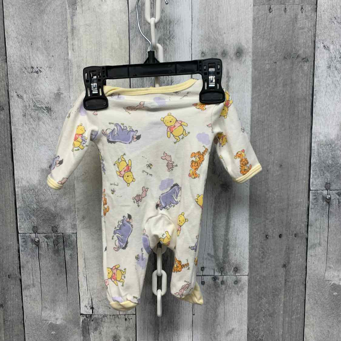 Size Preemie White/Yellow Disney Footy PJs