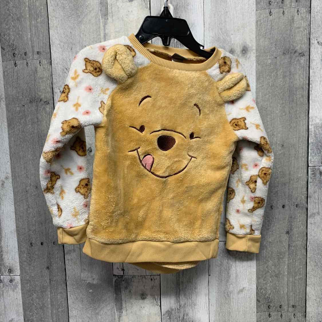 Size 4T Tan/White Disney Pull Over