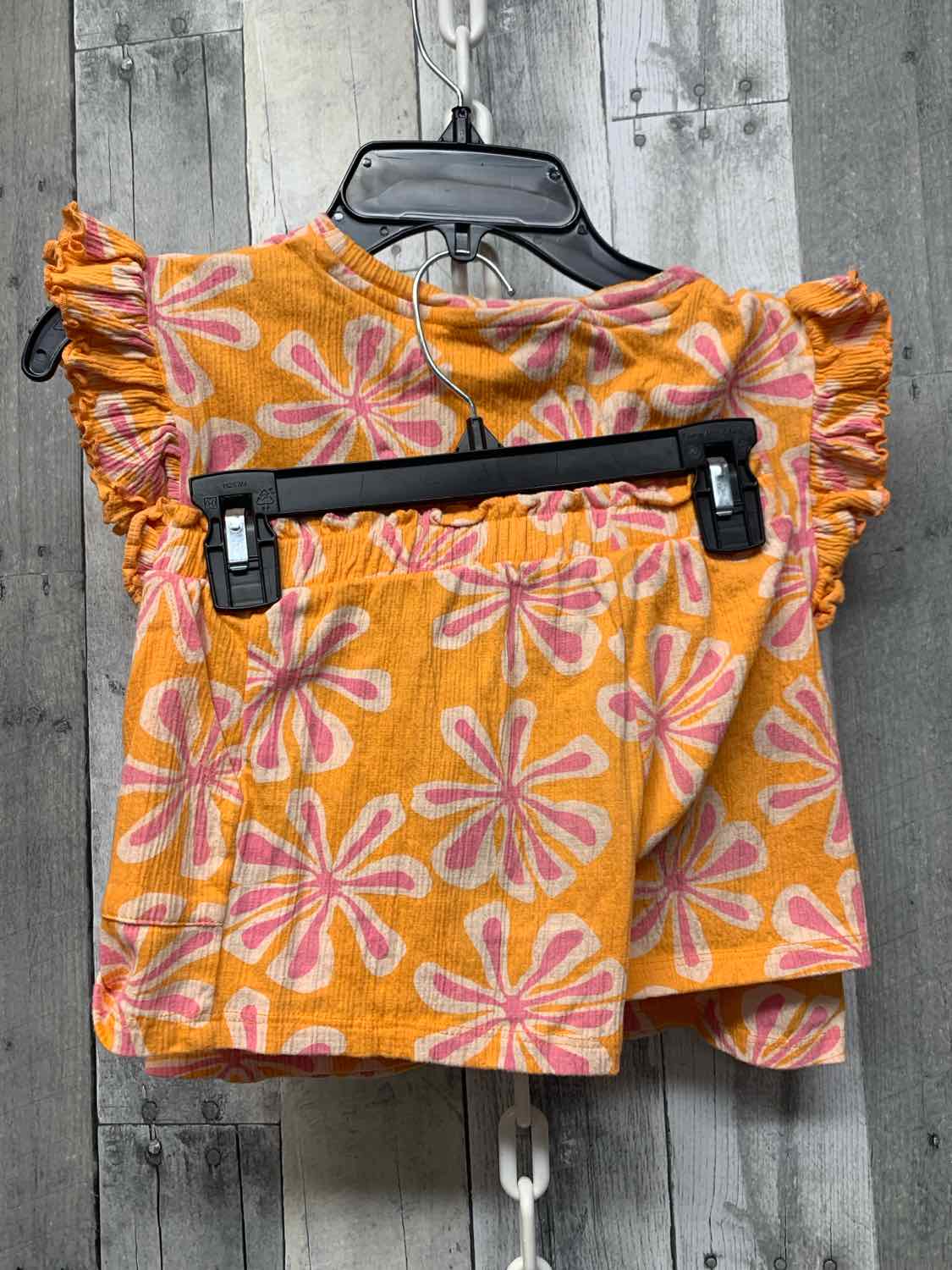 Size 5T Orange/Pink Jessica Simpson Shirt/Shorts