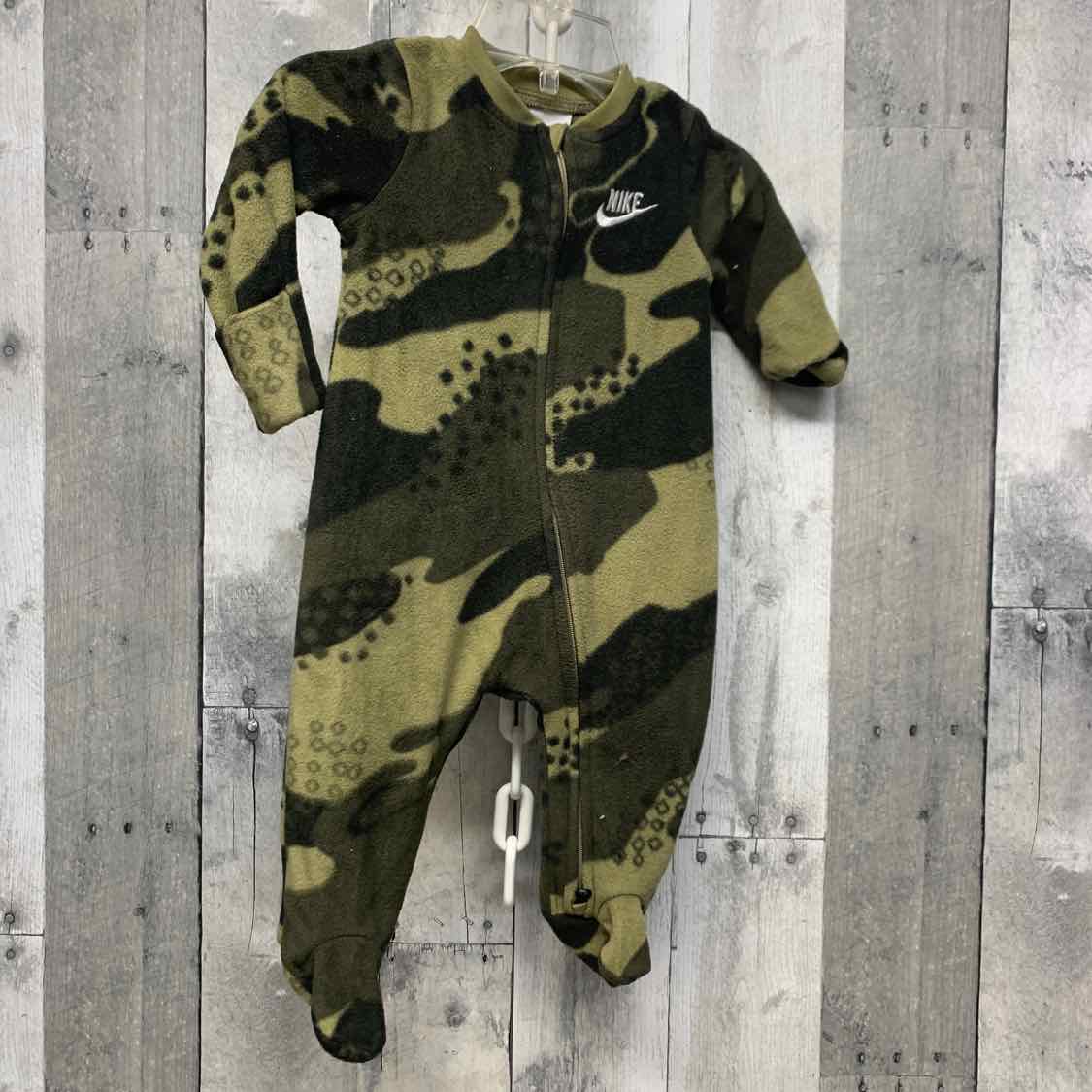 Size 3 Months Green Camo Sport Brand Footy PJs