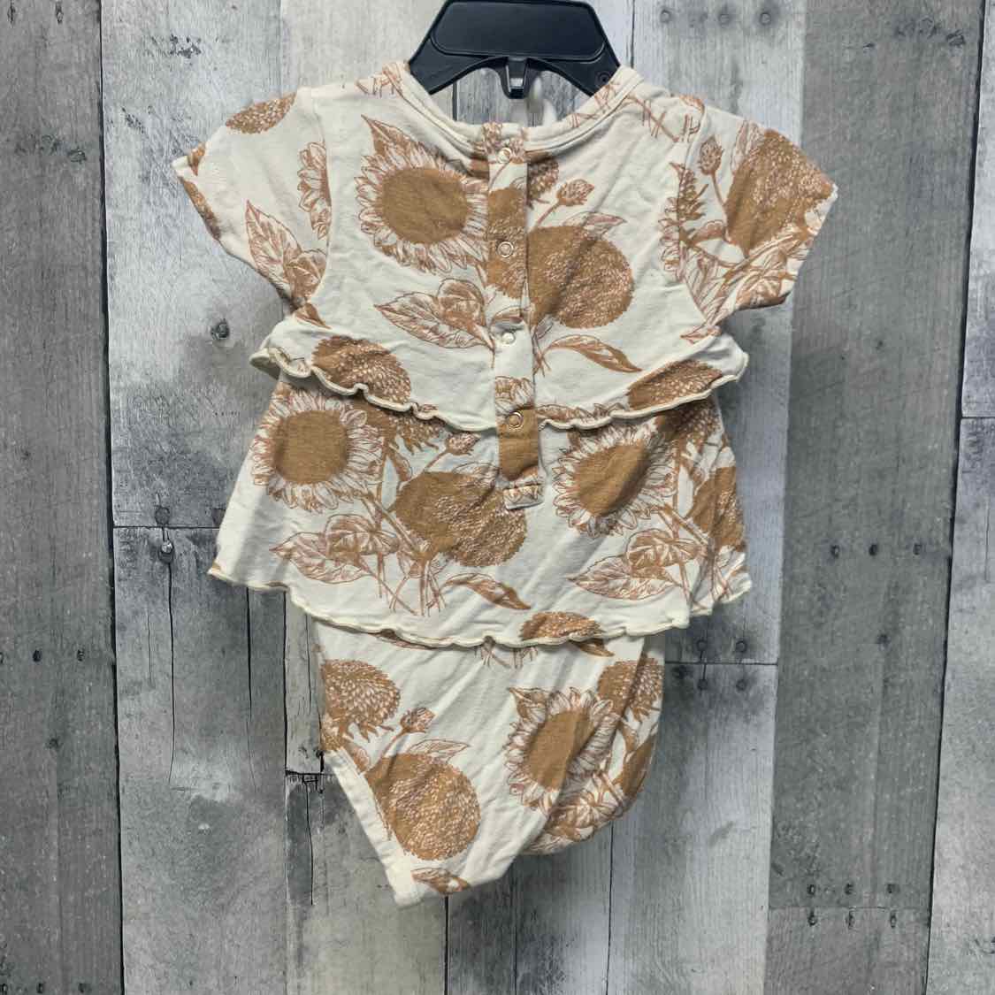 Size 6-12 Months Tan Graphic Kate Quinn Romper