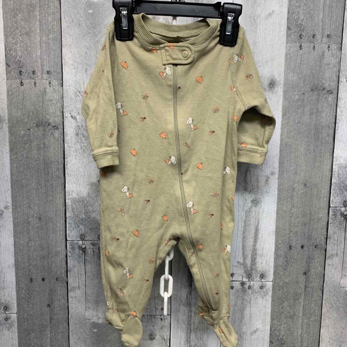 Size 3-6 Months Green/Orange Peanuts Footy PJs