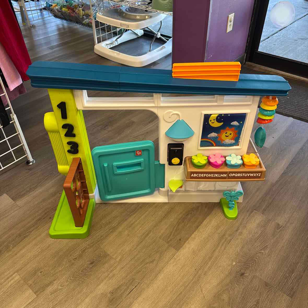 Fisher Price White/Teal Misc Playset