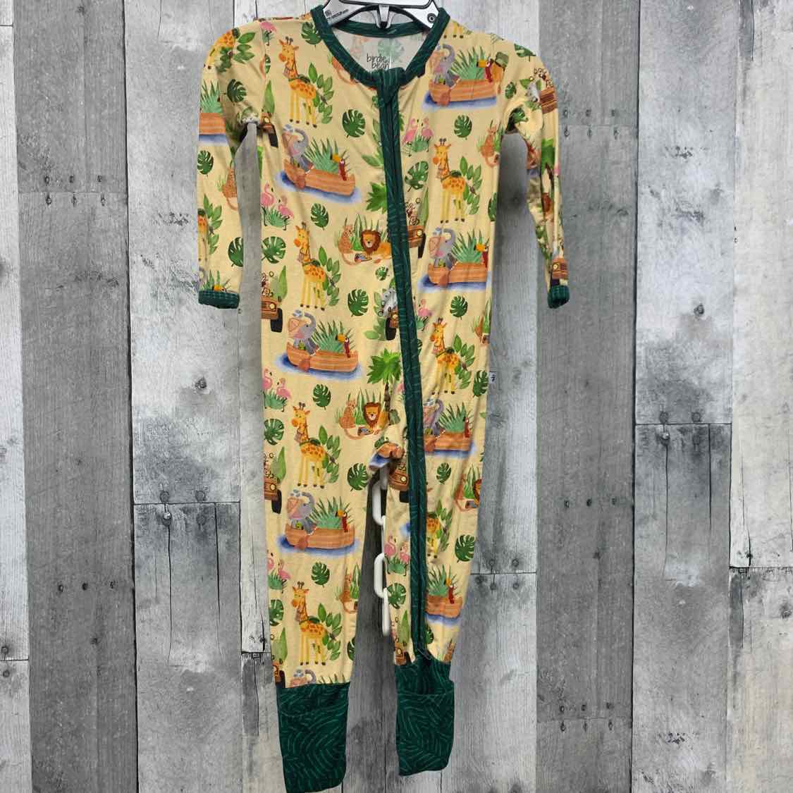 Size 6-12 Months Tan/Green Bamboo Footy PJs