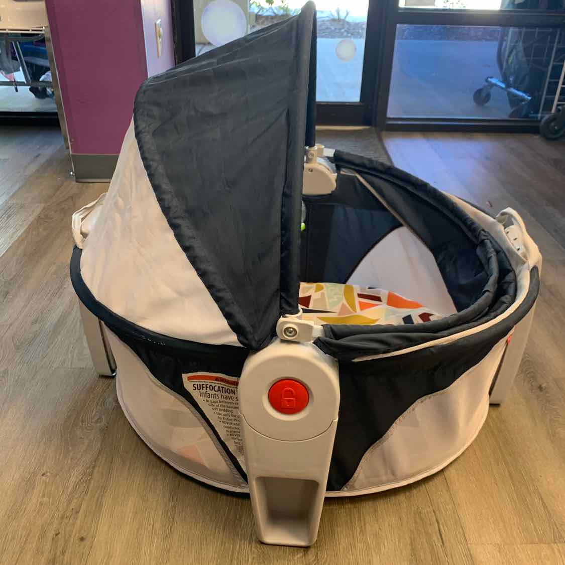 Fisher Price Navy Play Yard