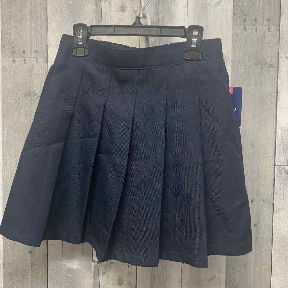 Size 12 Navy Izod Skirt