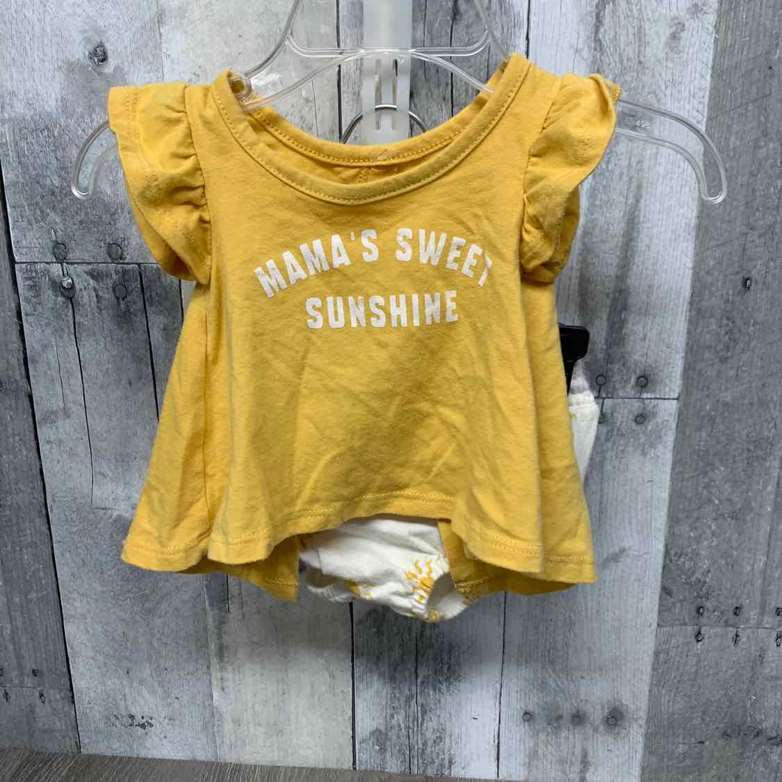 Size 0-3 Months Yellow/White Grayson Threads Shirt/Shorts