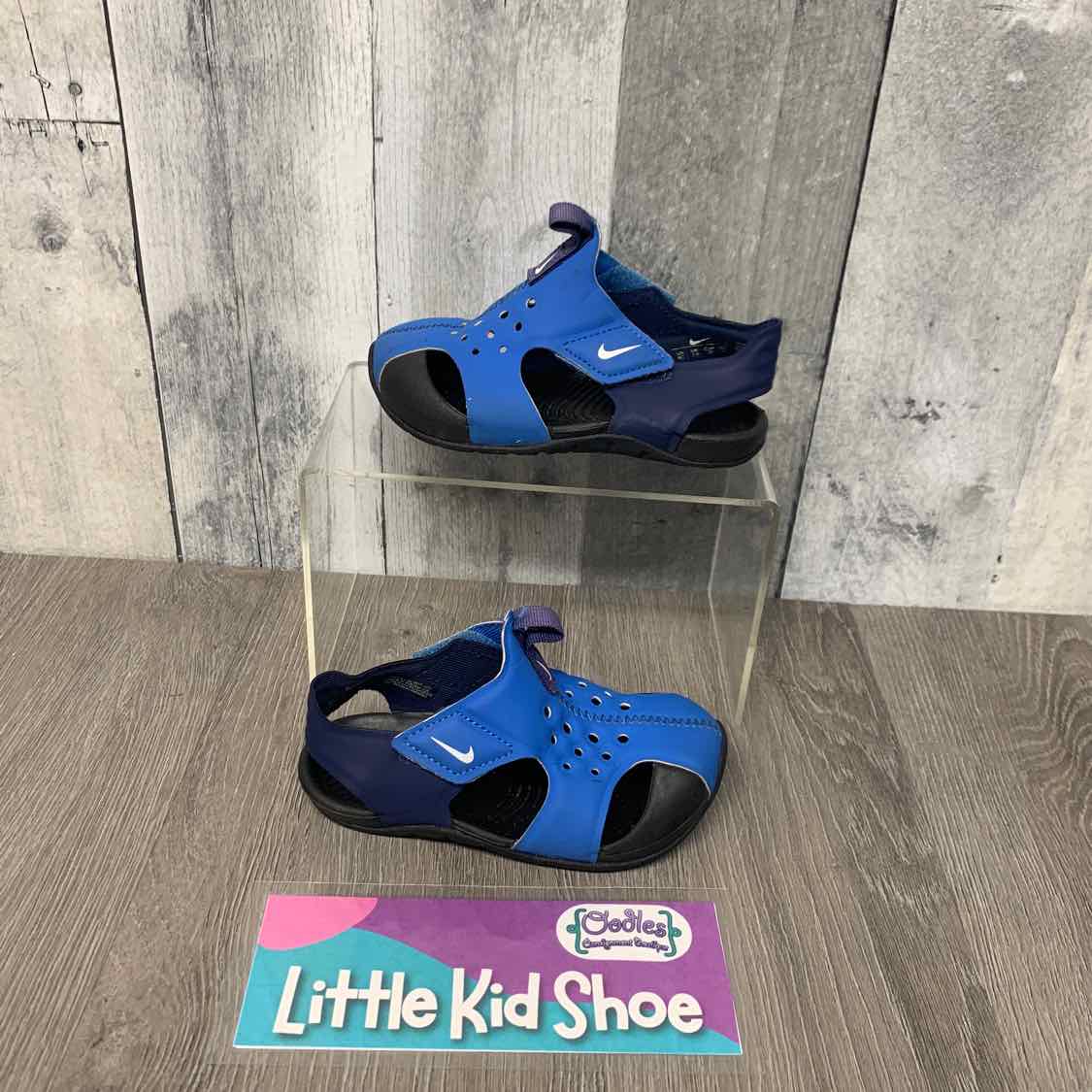 Size 8 Blue Sport Brand Water Shoes