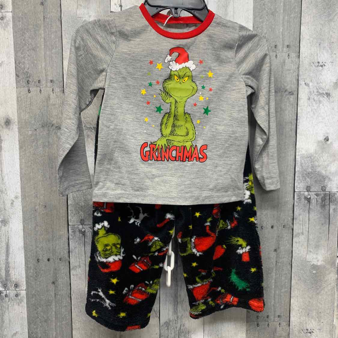 Size 4 Green/Red Dr Seuss 2pc PJs