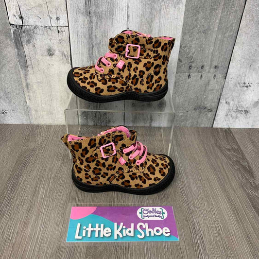 Size 9 Tan Animal Print Name Brand Boots - OodlesCB