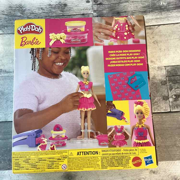 play doh Yellow/Pink Craft Kit